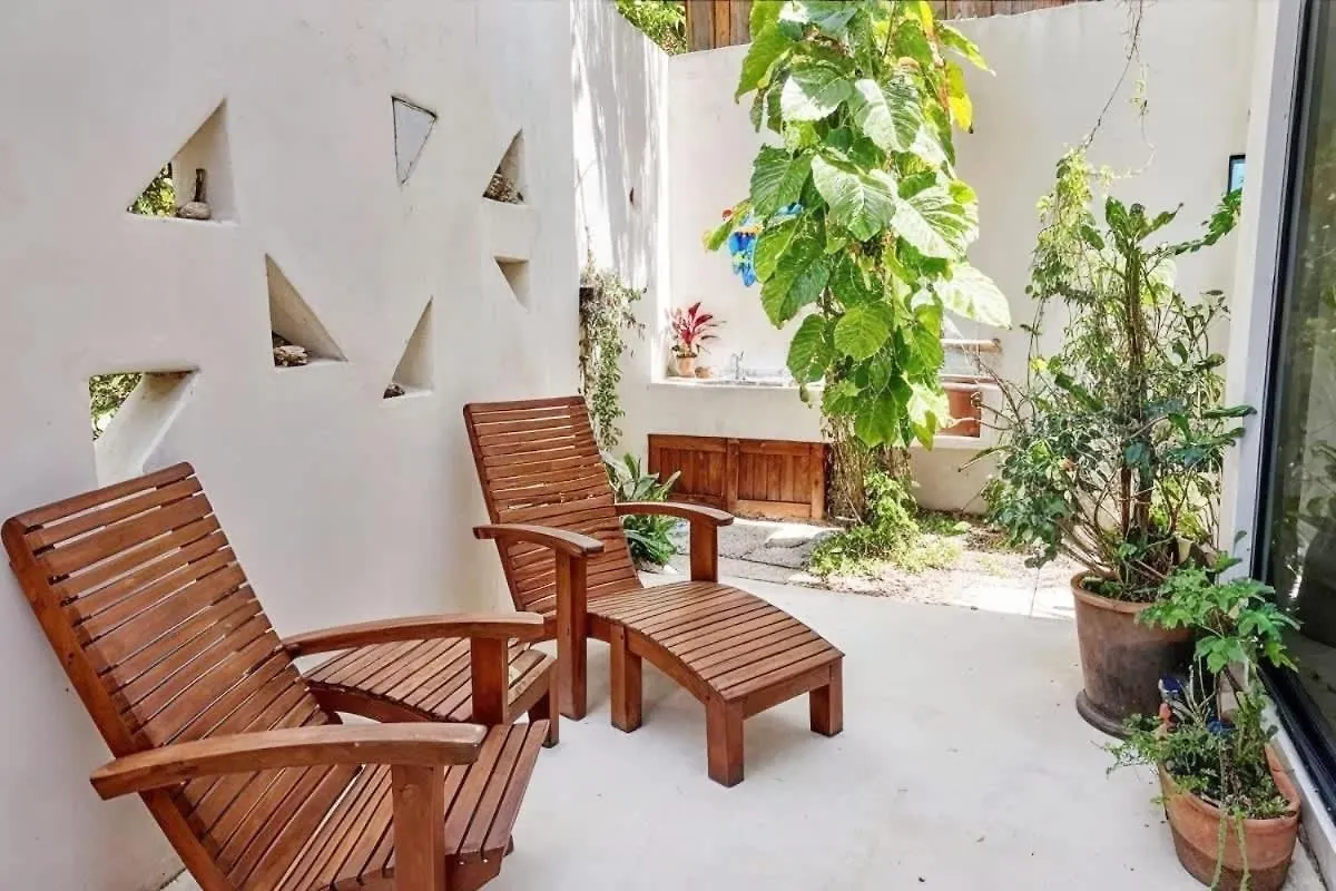 Private Yard & Cool Tub Wifi 1 Bed 3 Guest Apartment Tulum Mexico