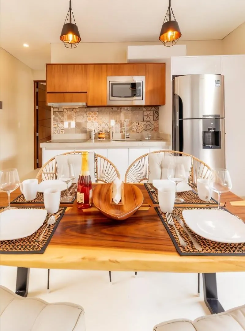 Private Yard & Cool Tub Wifi 1 Bed 3 Guest Apartment Tulum