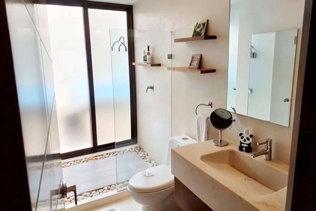 Private Yard & Cool Tub Wifi 1 Bed 3 Guest Apartment Tulum