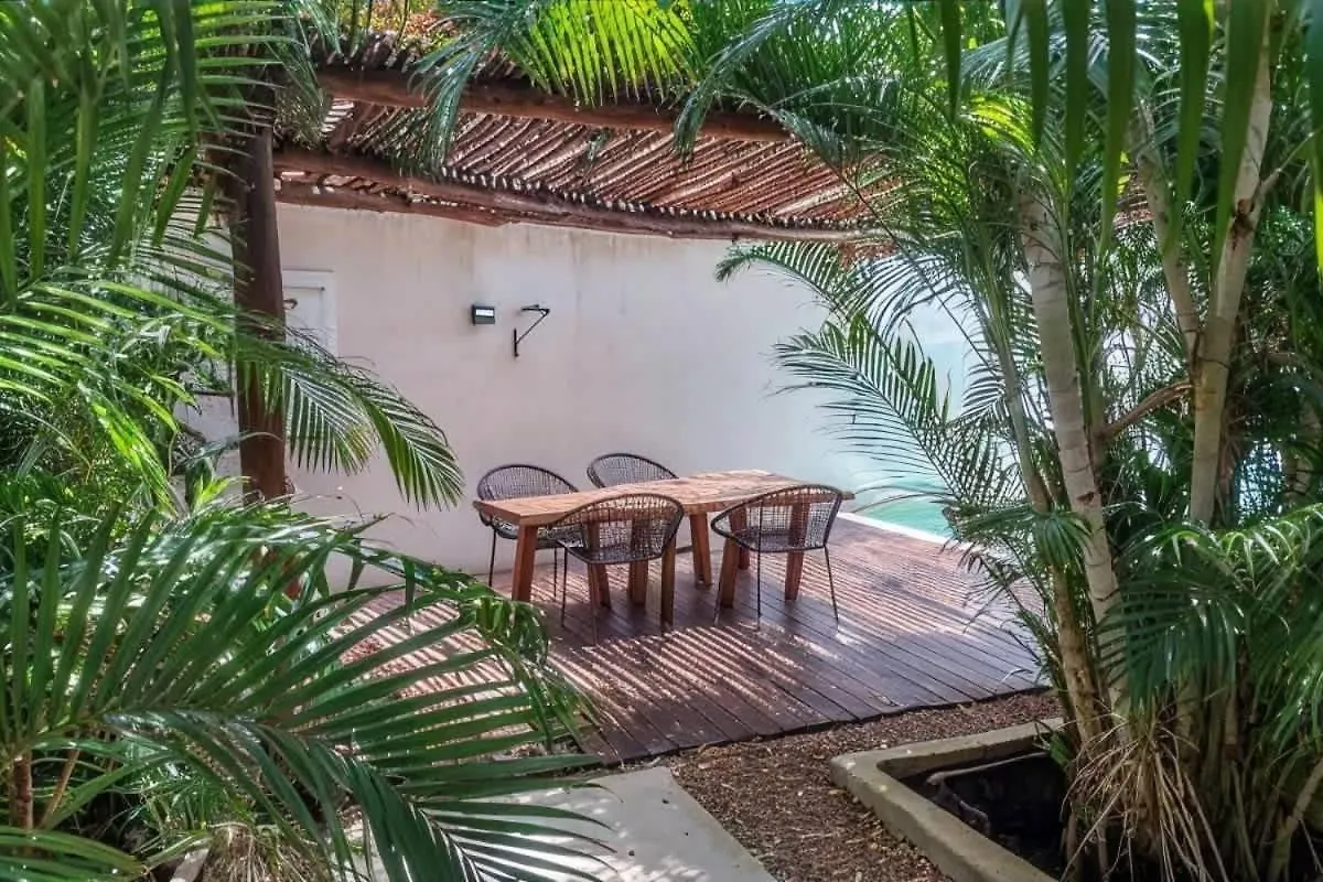 Private Yard & Cool Tub Wifi 1 Bed 3 Guest Apartment Tulum
