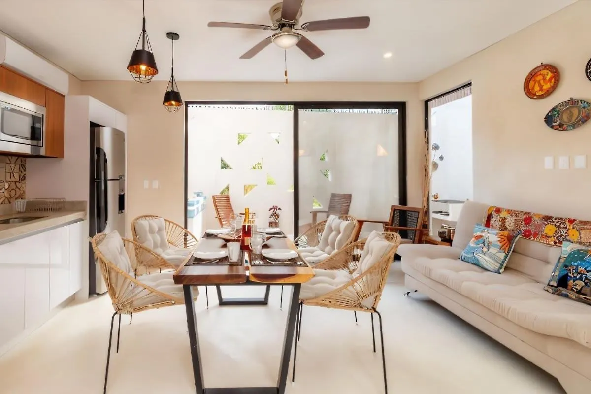 Private Yard & Cool Tub Wifi 1 Bed 3 Guest Apartment Tulum Mexico